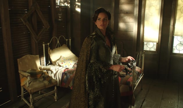 Where Is Cinderella? - Once Upon a Time Season 7 Episode 2