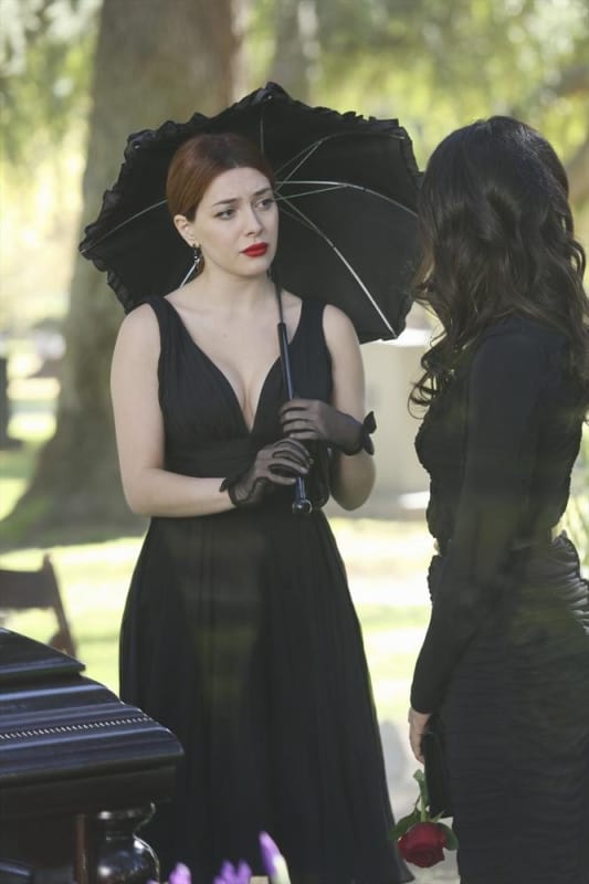 Making a Statement - Revenge Season 4 Episode 11