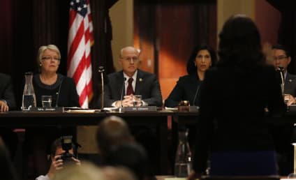 Scandal Photo Preview: Cyrus Beene is Back!