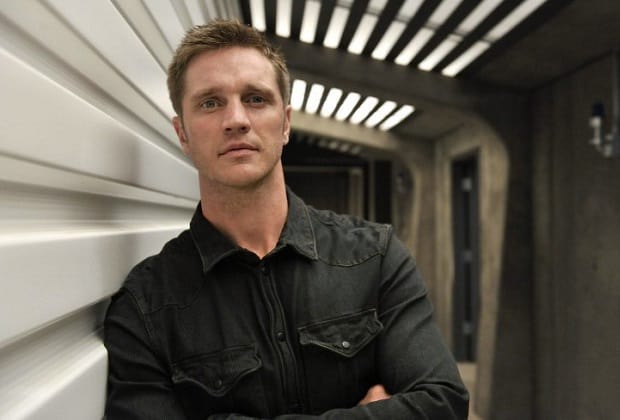 Devon Sawa - Somewhere Between