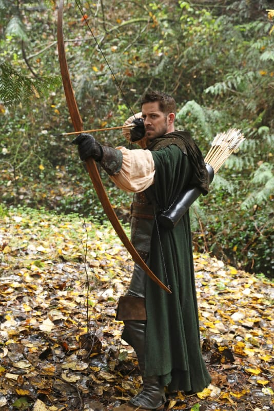 It's Robin! - Once Upon a Time Season 6 Episode 11