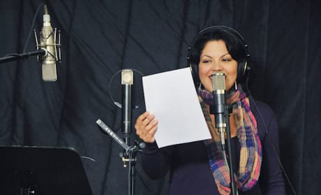 Sara Ramirez Photos - TV Fanatic