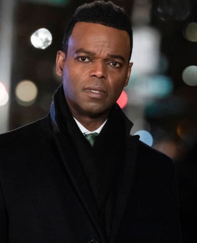In Charge of a Hostage Situation - Law & Order: SVU Season 22 Episode 12