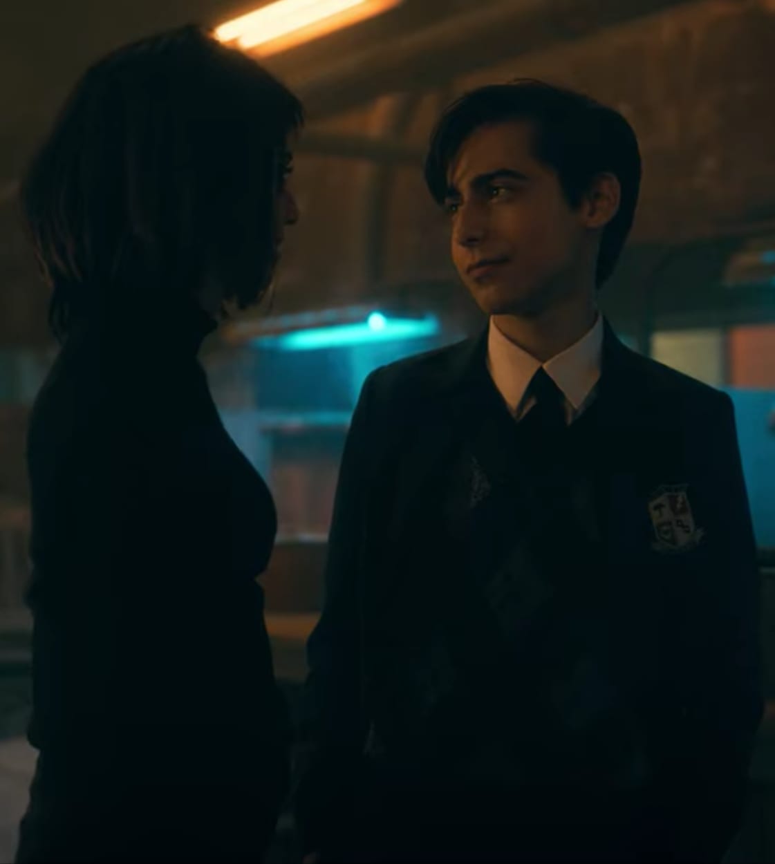 Lila And Five Post Fight The Umbrella Academy Season 2 Episode 6 Tv Fanatic