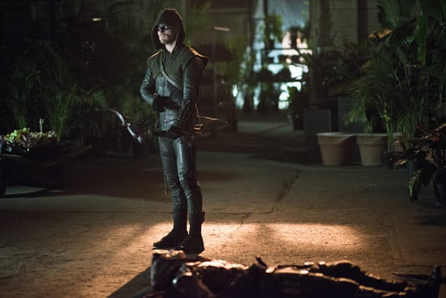Arsenal Down! - Arrow Season 3 Episode 7
