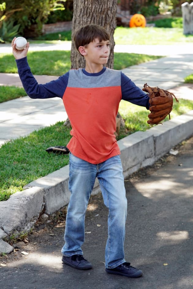 Learning Baseball - NCIS Season 17 Episode 5