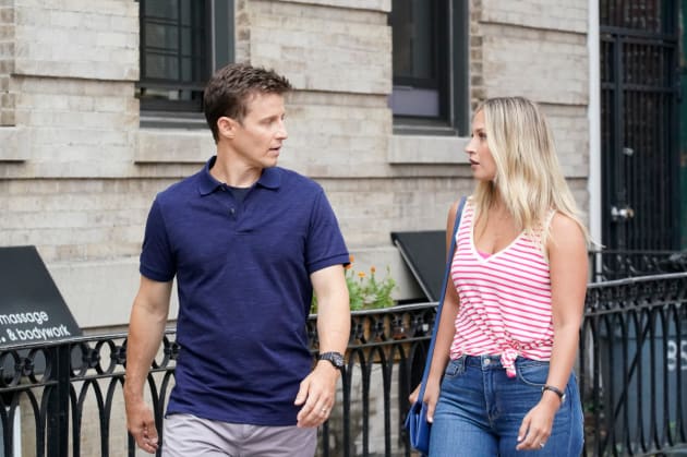 Blue bloods best sale season 10 hulu