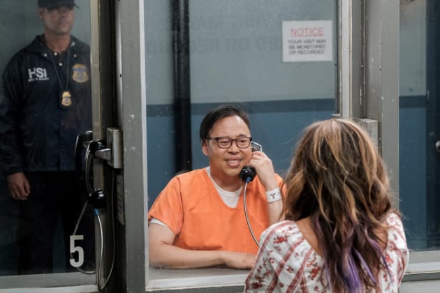 Detained - Superstore Season 5 Episode 1