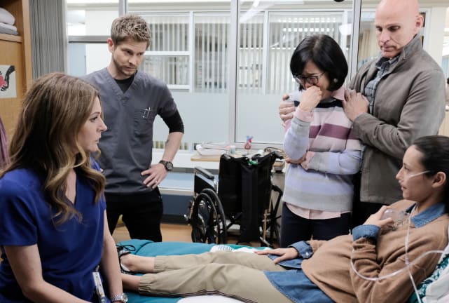 Speaking to the Family - The Resident Season 2 Episode 13
