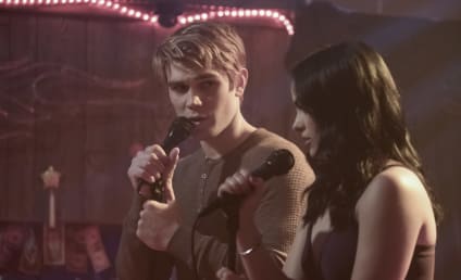 Riverdale: Carrie-Themed Musical Episode Confirmed!