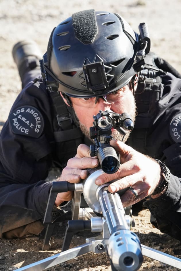 At the Ready - Tall - S.W.A.T. Season 5 Episode 17