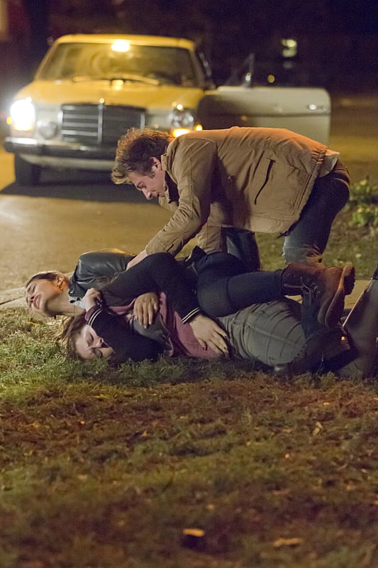 Fight Night - Shameless Season 6 Episode 2