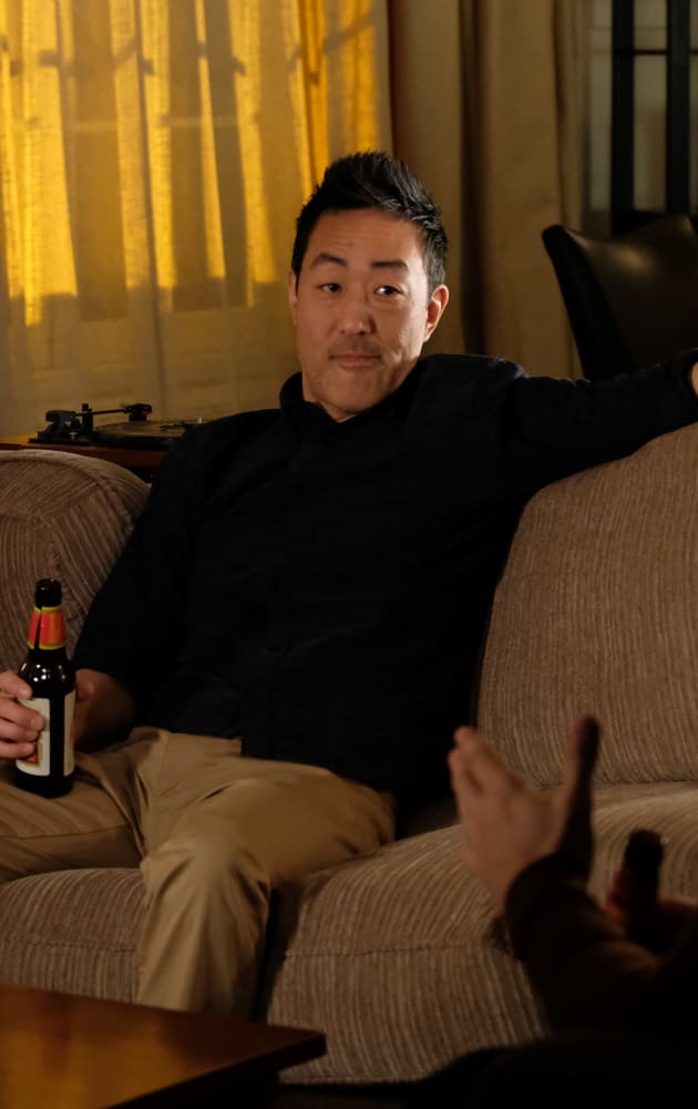 Chatting Over Beers - 9-1-1 Season 3 Episode 14