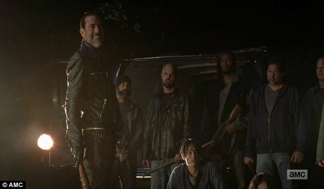Glenn Meeting Lucille - The Walking Dead
