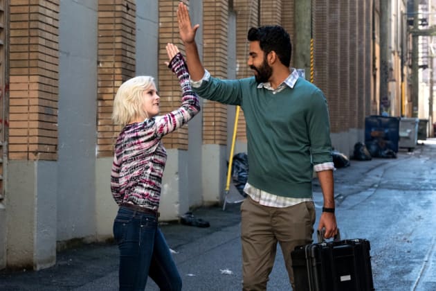 Ravioli High-Five FTW! - iZombie Season 4 Episode 3