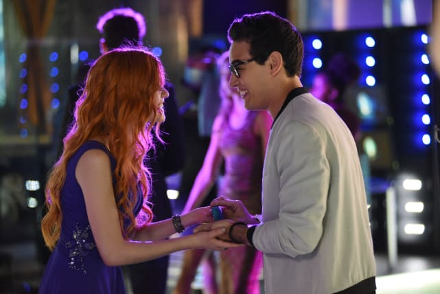 So good to see you!! - Shadowhunters Season 1 Episode 10