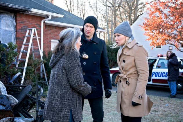 Law & Order: SVU Season 19 Episode 12 Review: Info Wars ...