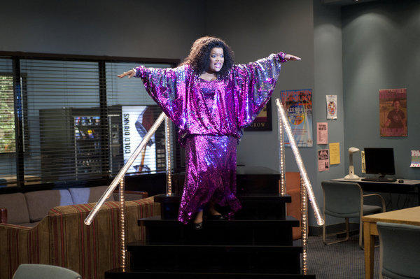 Community Season 3 Premiere Pic