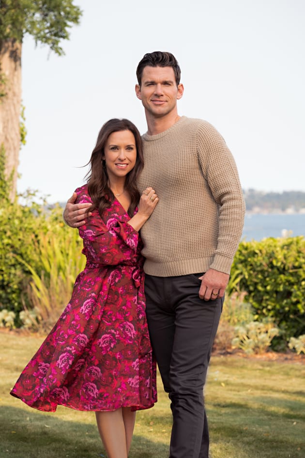 Lacey Chabert Teases The Wedding Veil Expectations, Talks Bringing New