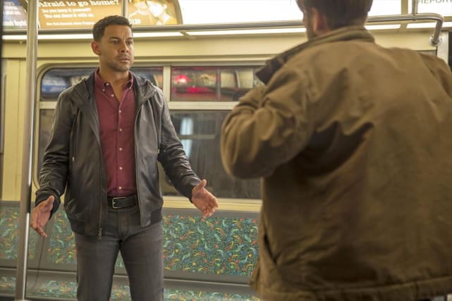Subway Ride - Castle Season 7 Episode 8