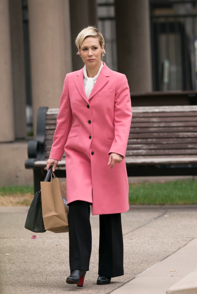 Strutting Her Stuff - How To Get Away With Murder Season 5 Episode 4