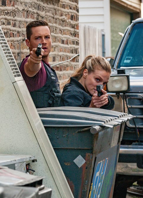 I Got Your Back - Chicago PD Season 7 Episode 5