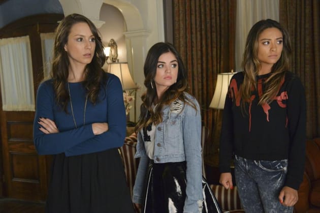 Unhappy Girls - Pretty Little Liars Season 5 Episode 12