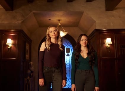 Watch legacies episodes online