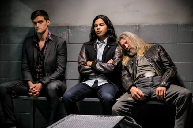 Boys In Trouble - The Flash Season 4 Episode 5