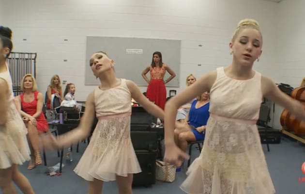 Watch Dance Moms Season 4 Episode 22 online to see the team square off agai...