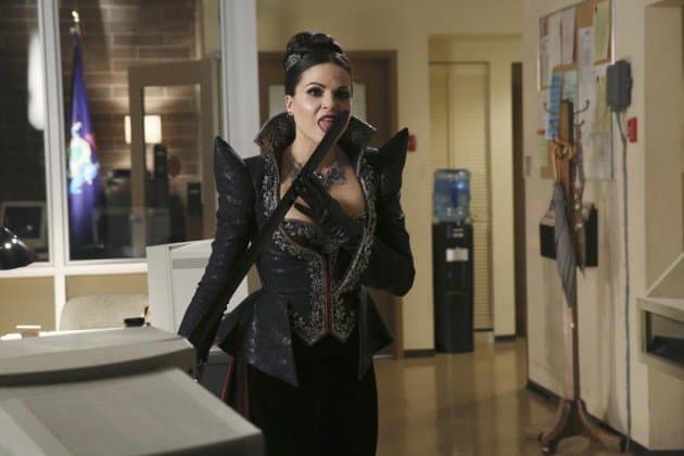 Once Upon A Time Photo Gallery The Evil Queen Is Back Tv Fanatic 