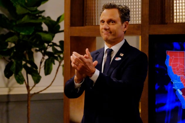 The New President Is... - Scandal Season 6 Episode 1