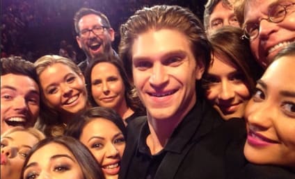 Pretty Little Liars at PaleyFest: A Pilot Flashback, An Ezra Twist and Much More