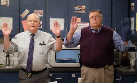 Brooklyn nine sales nine s06e13 online