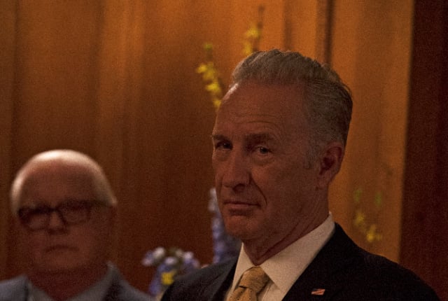 Watch Designated Survivor Season 1 Episode 20 Online - TV ...