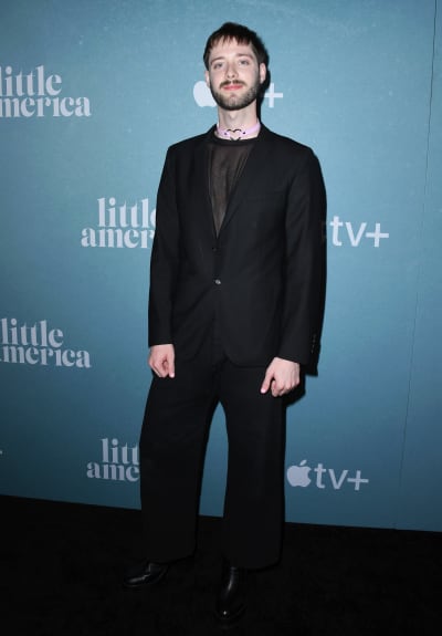 Stephen Dunn Promotes Little America