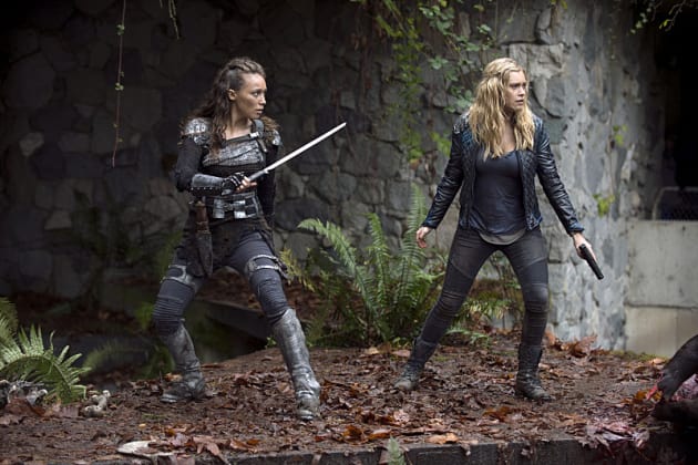 High Alert - The 100 Season 2 Episode 10