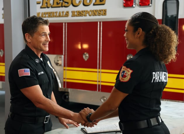Sharing the Secret - 9-1-1: Lone Star Season 2 Episode 5