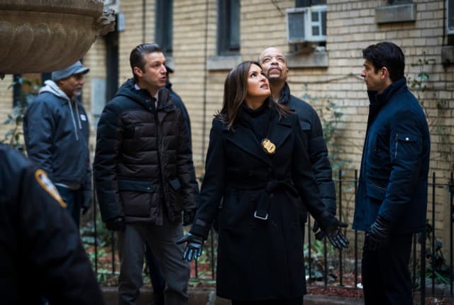 Watch Law &amp; Order: SVU Season 17 Episode 13 Online - TV Fanatic