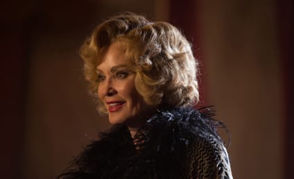 American Horror Story Season 4 Episode 13 Review: Curtain Call