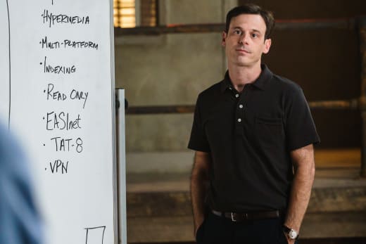 Scoot McNairy -2