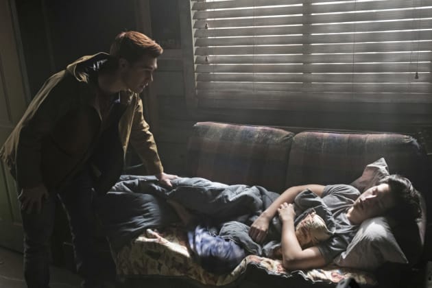 Riverdale season 1 hotsell episode 12 full episode