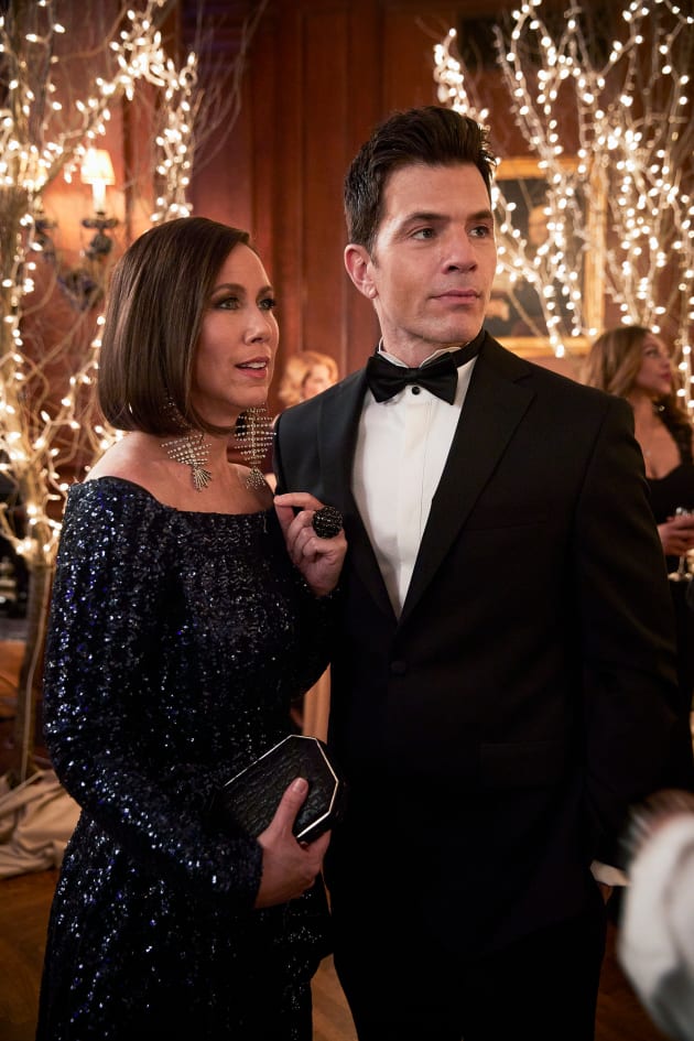 A Hot Couple - Younger Season 6 Episode 2