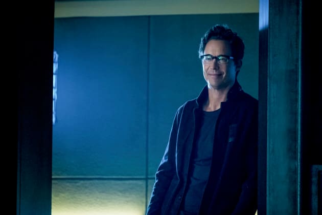 What Is Harry Up To - The Flash Season 4 Episode 4