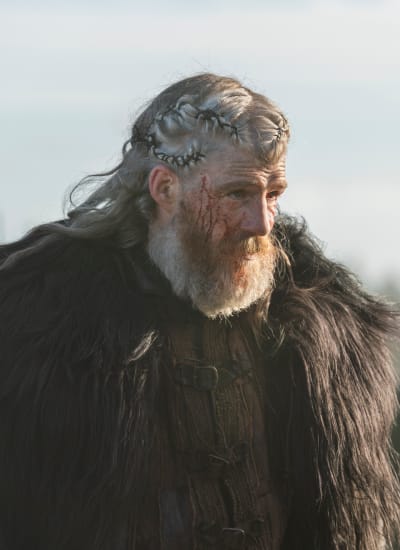 Whitehair Looks On - Vikings Season 6 Episode 6