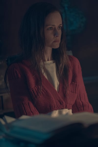 The handmaid's tale season 2 clearance episode 12 watch online