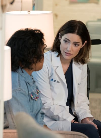 Consulting a Patient - Tall  - New Amsterdam Season 2 Episode 6