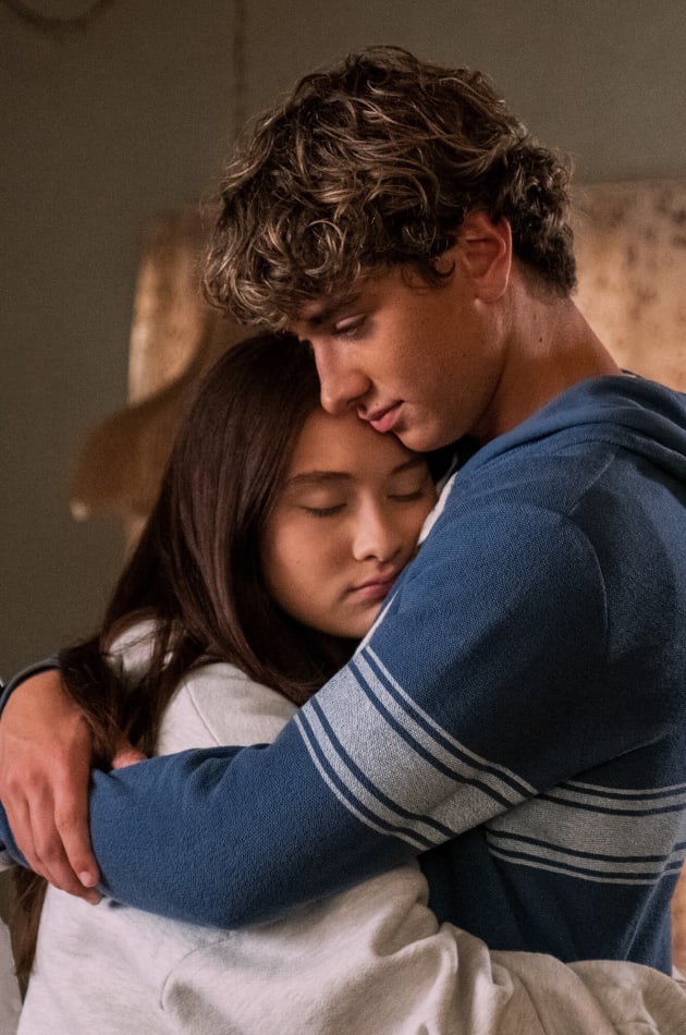 Jellyfish Hug - The Summer I Turned Pretty Season 2 Episode 8 - TV Fanatic