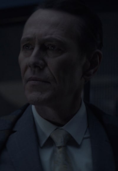 The Face Behind the Mask - Batwoman Season 2 Episode 10