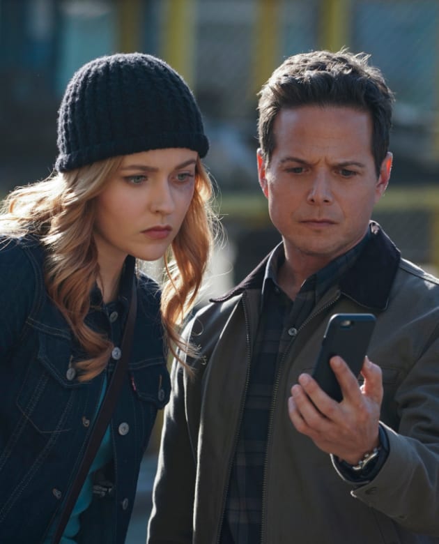 Detective Duo - Nancy Drew Season 1 Episode 9